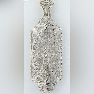 14K Convertible antique brooch/pendant with Filigree and chain